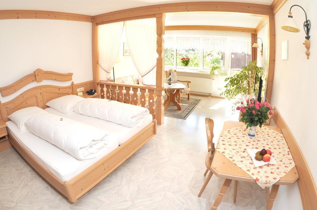 Hotel Dernbachtal Εξωτερικό φωτογραφία